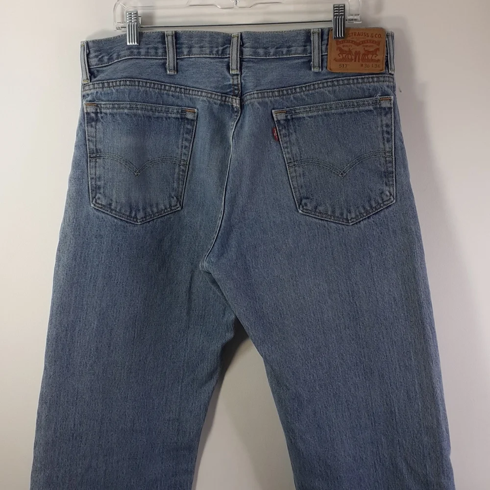 Levi's 517 Medium Blue Bootcut Blue Jeans Size W36 L34 - Picture 8 of 16
